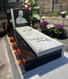 سنگ قبر قروه بهمراه سنگ گرانیت توسرکان طرح خاص کد ۰۸۱۵